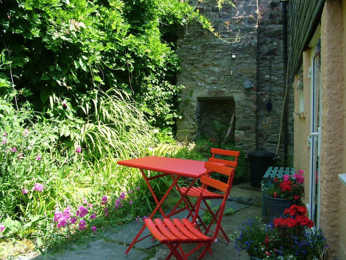 Geranium Cottage, Лостуитиел Экстерьер фото